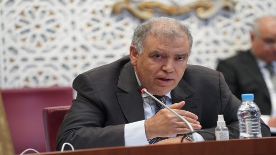 وزارة الداخلية تعزل وتجر عشرات المنتخبين إلى المحاكم