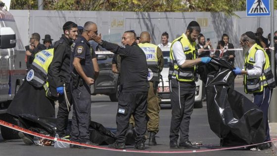 مصرع جندي إسرائيلي وإصابة 2 بجروح خطيرة في عملية طعن بمستوطنة كرميئيل