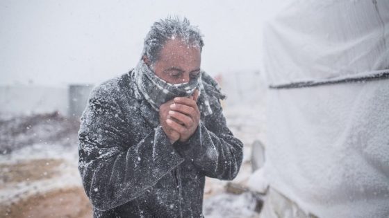 تساقطات ثلجية ورياح قوية مرتقبة الأحد والإثنين بعدد من مناطق المغرب